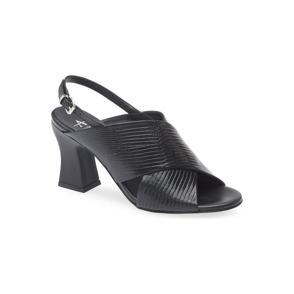 🆕 AQUATALIA Catarina Embossed Block Heel Sandal Shoe Black 8.5